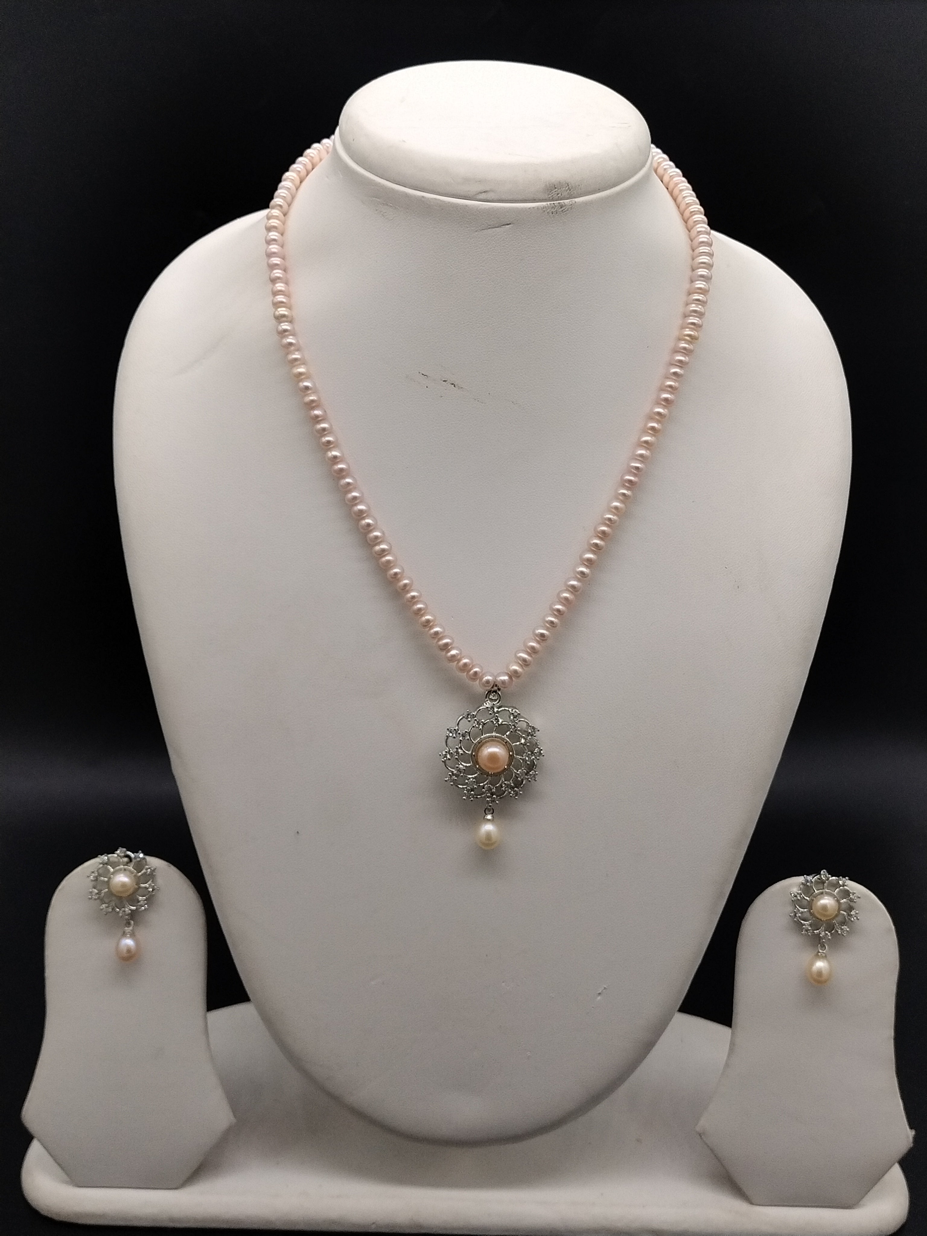 AAA pink freshwater pearl one line pendant necklace set with floral silver pendant and matching earrings