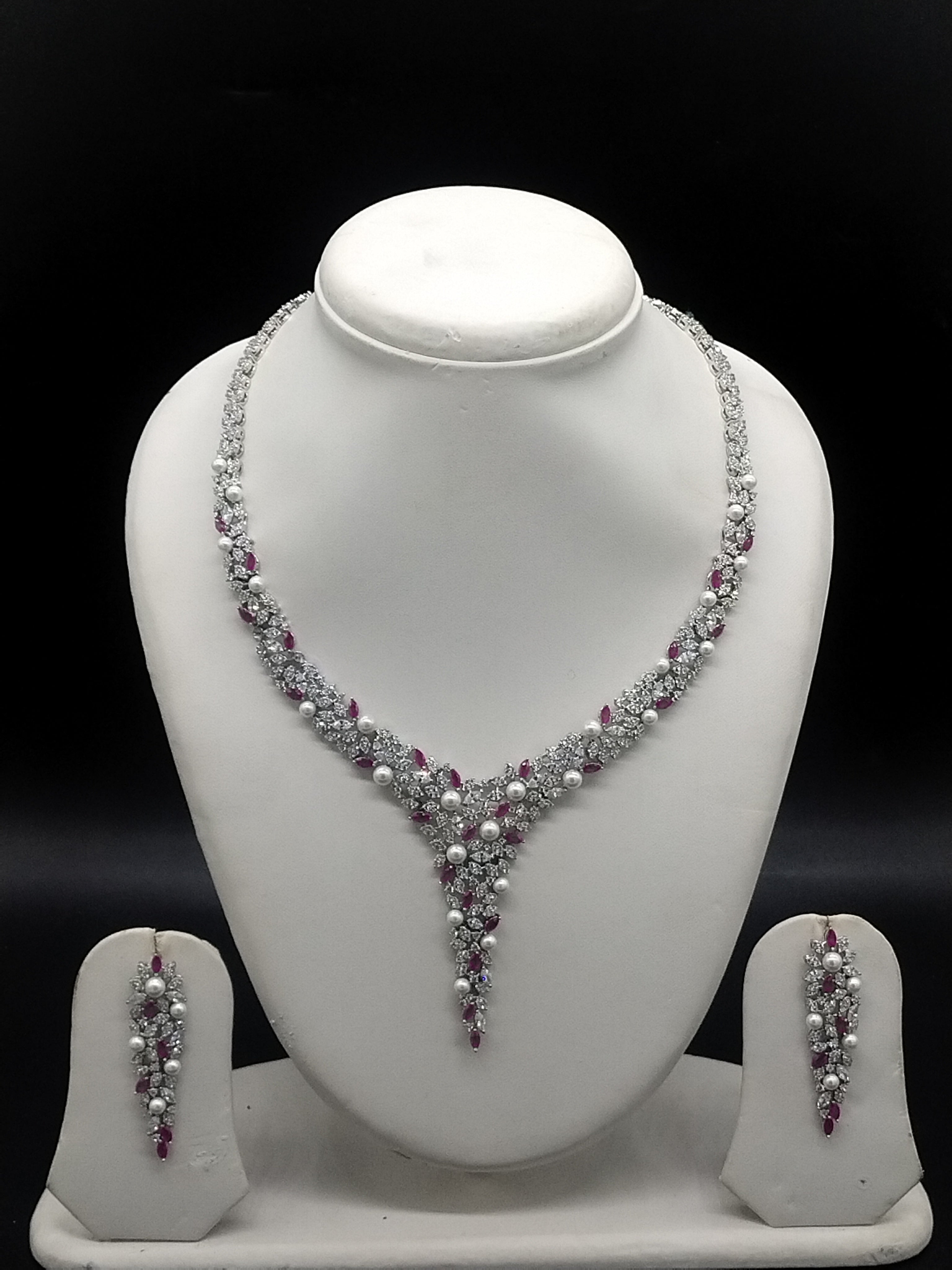 Diamonds&PearlsBox Set1000個限定！ Buy Zaveri Pearls Green & Austrian Diamonds Necklace Set-ZPFK16771
