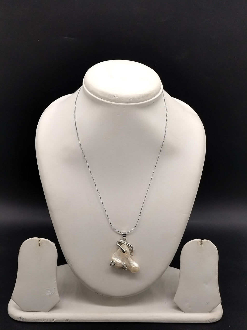 Baroque freshwater pearl silver pendant chain for women
