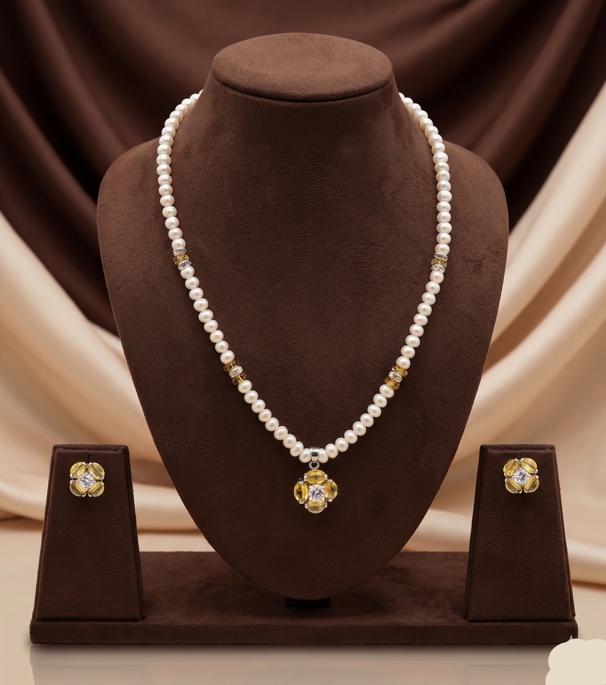 Bloom stone Floral One Line Pendant Freshwater Pearl Necklace & Earrings Set