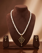 Emerald Radiance Green Stone One Line Pendant Freshwater Pearl Necklace & Earrings Set