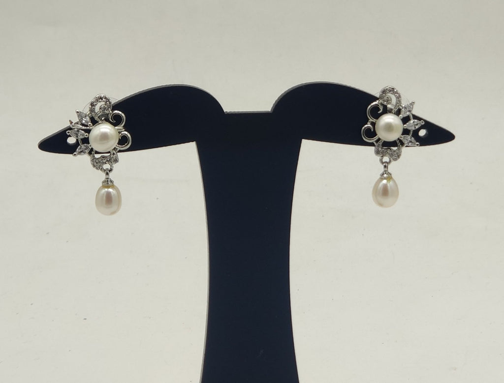 Floral cluster pearl drop earrings for women
