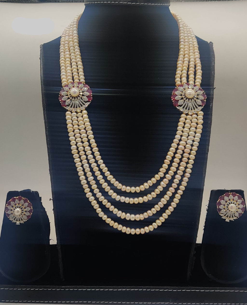 Four-Line Freshwater Pearl Broach Set for Women
