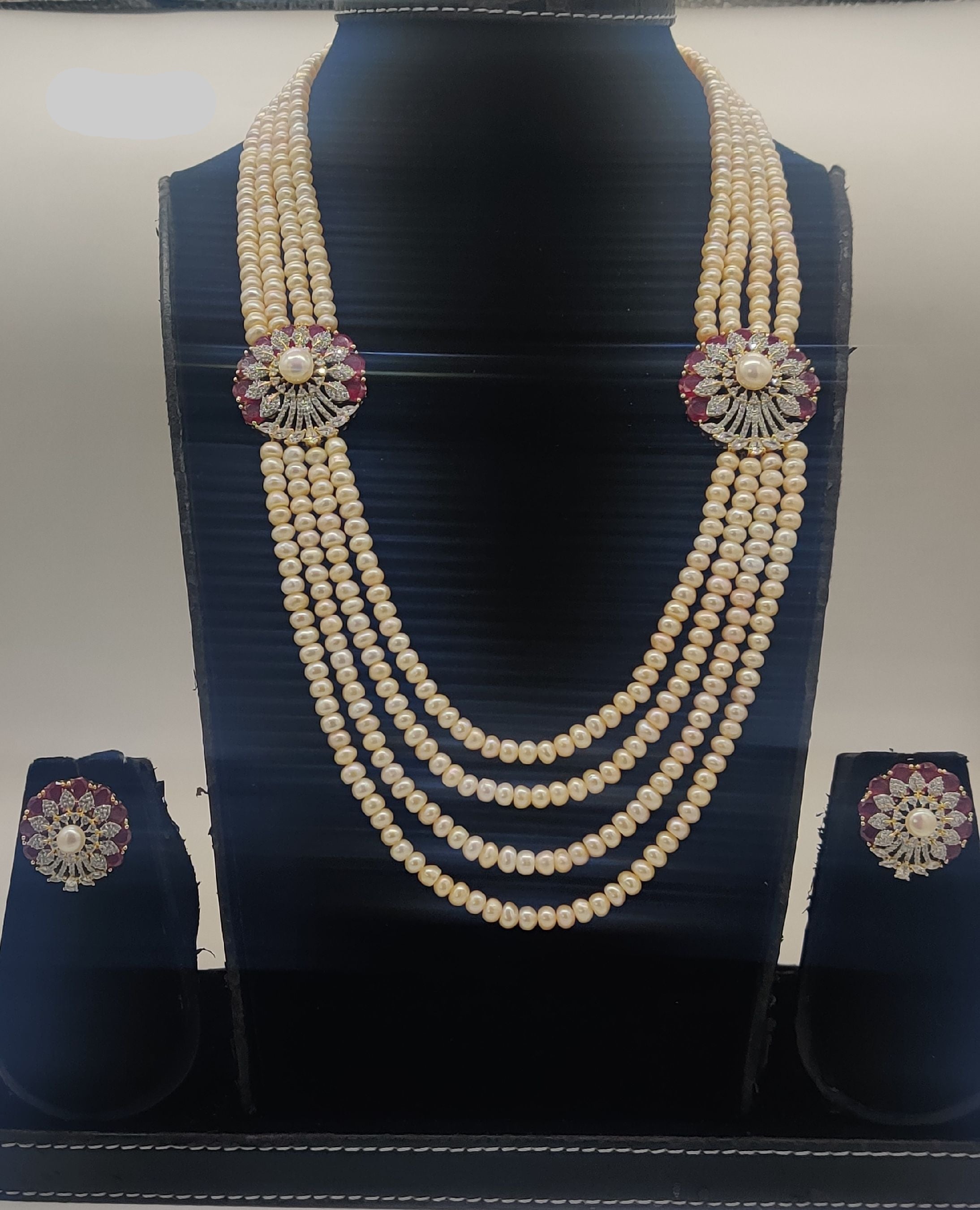Four-Line Freshwater Pearl Broach Set for Women