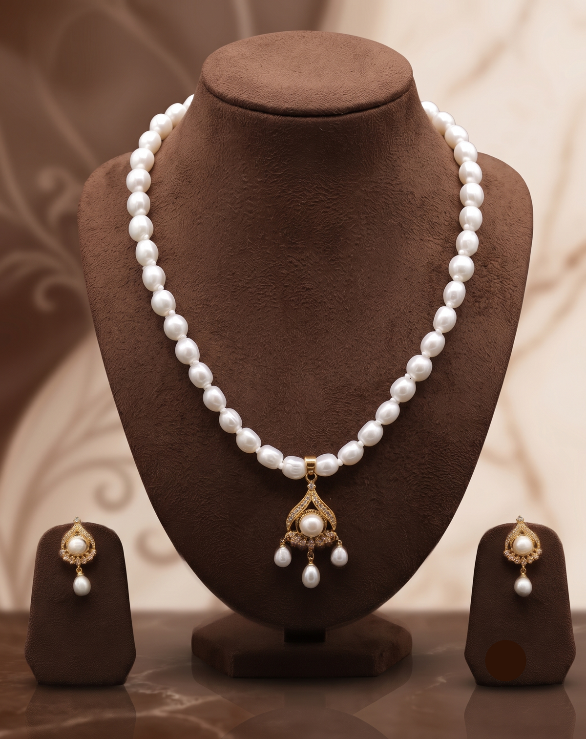 Classic Button Pearl Strand & Filigree Pendant Set