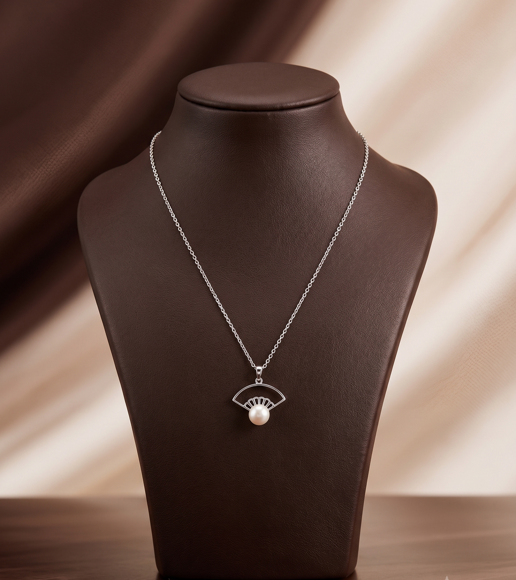 Ocean Pearl Shell Pendant Chain