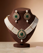 Green & White Tear-Drop Pendant Pearl Choker Set