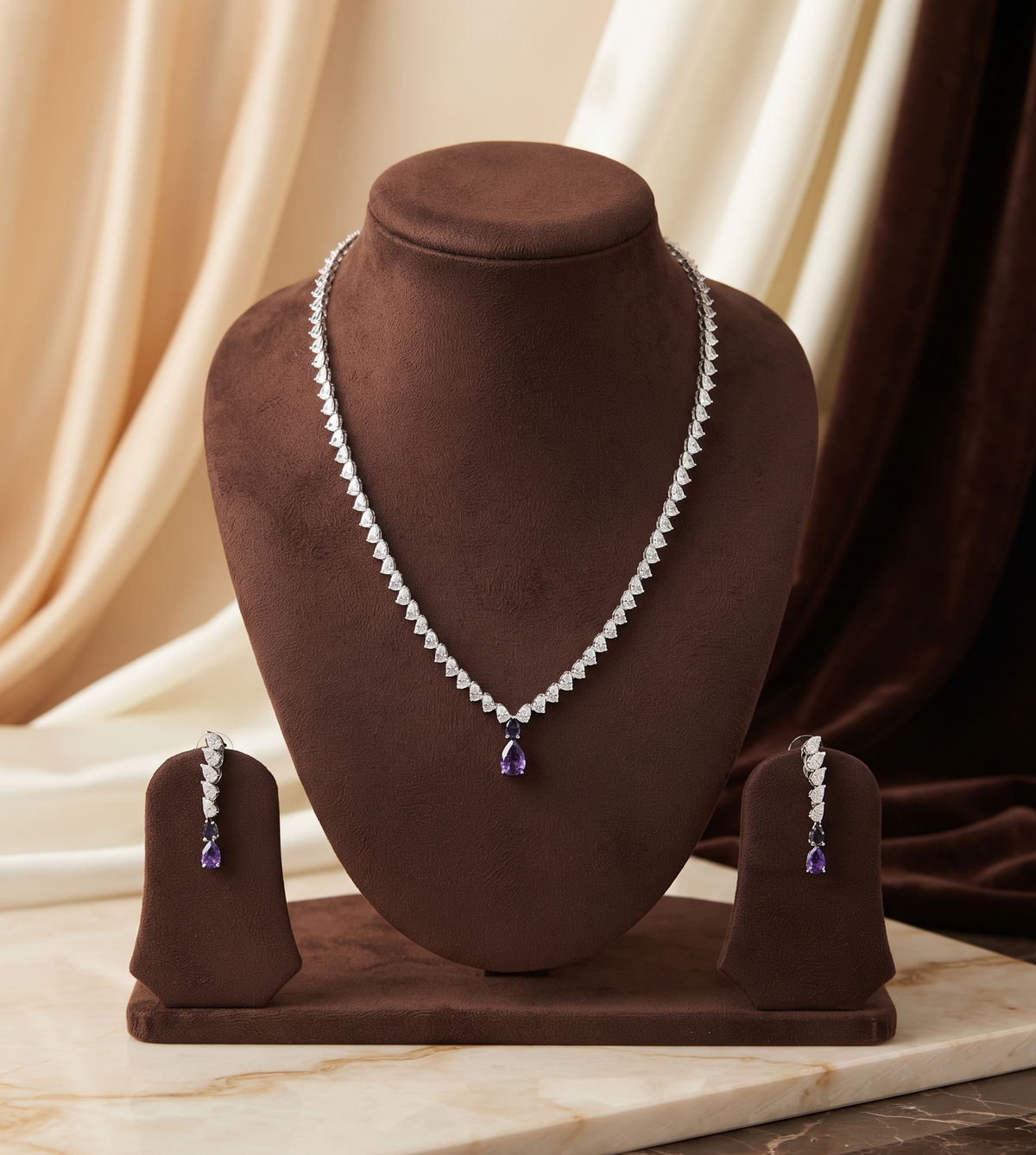Fancy necklace set