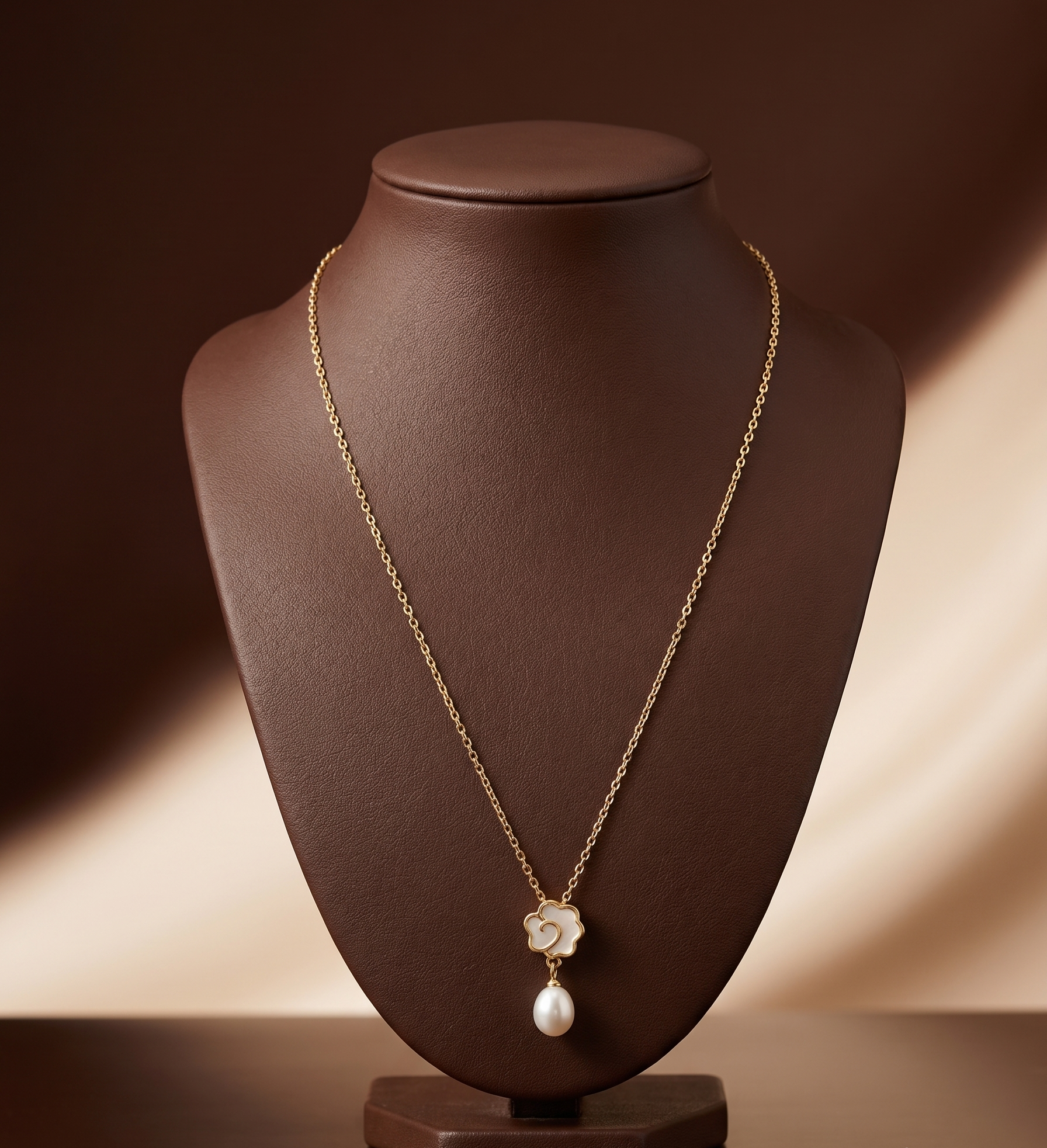 Floral Pearl Drop Pendant Chain