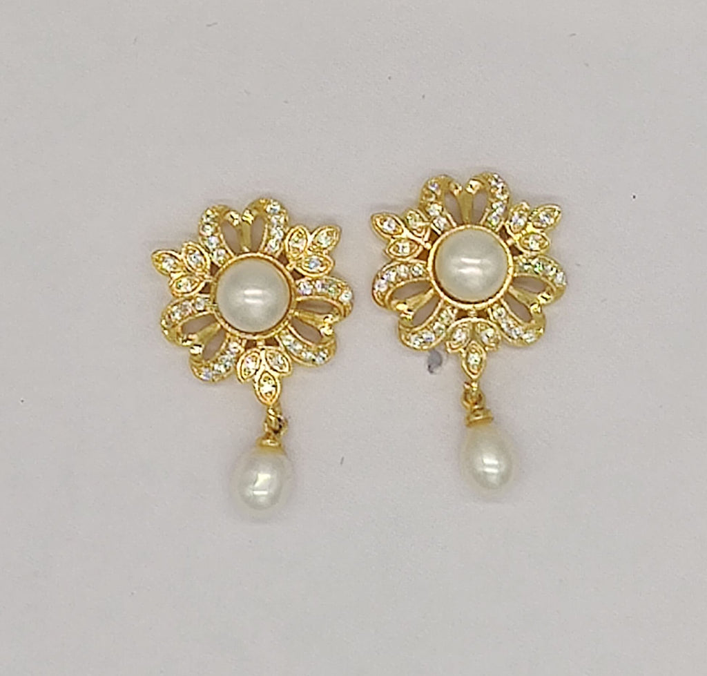 Gold-plated floral pearl drop earrings for women