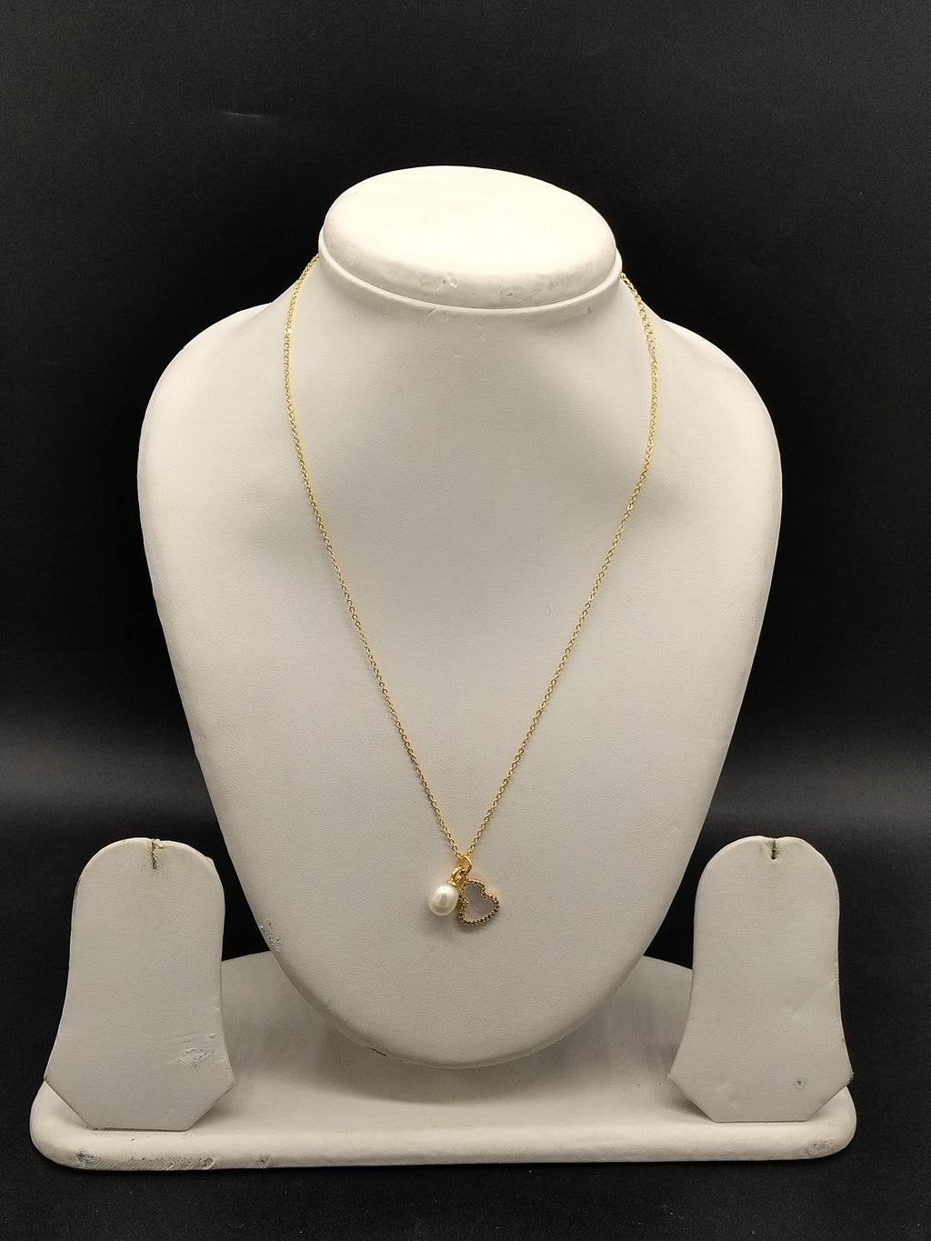 Gold tone heart pearl pendant chain necklace for women