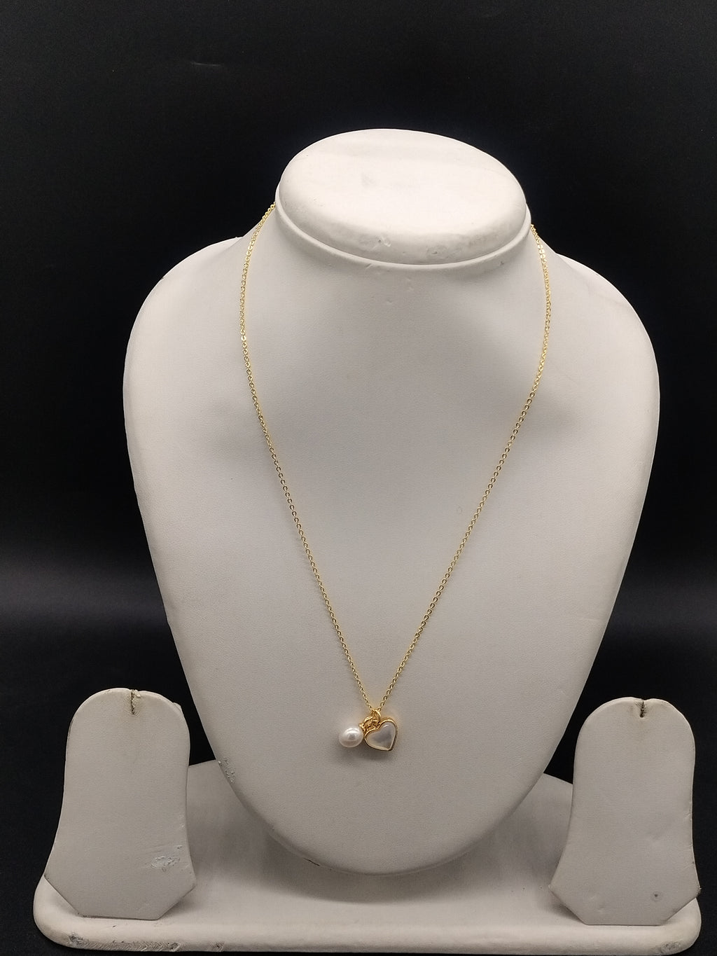 Gold tone heart pearl pendant chain necklace for women