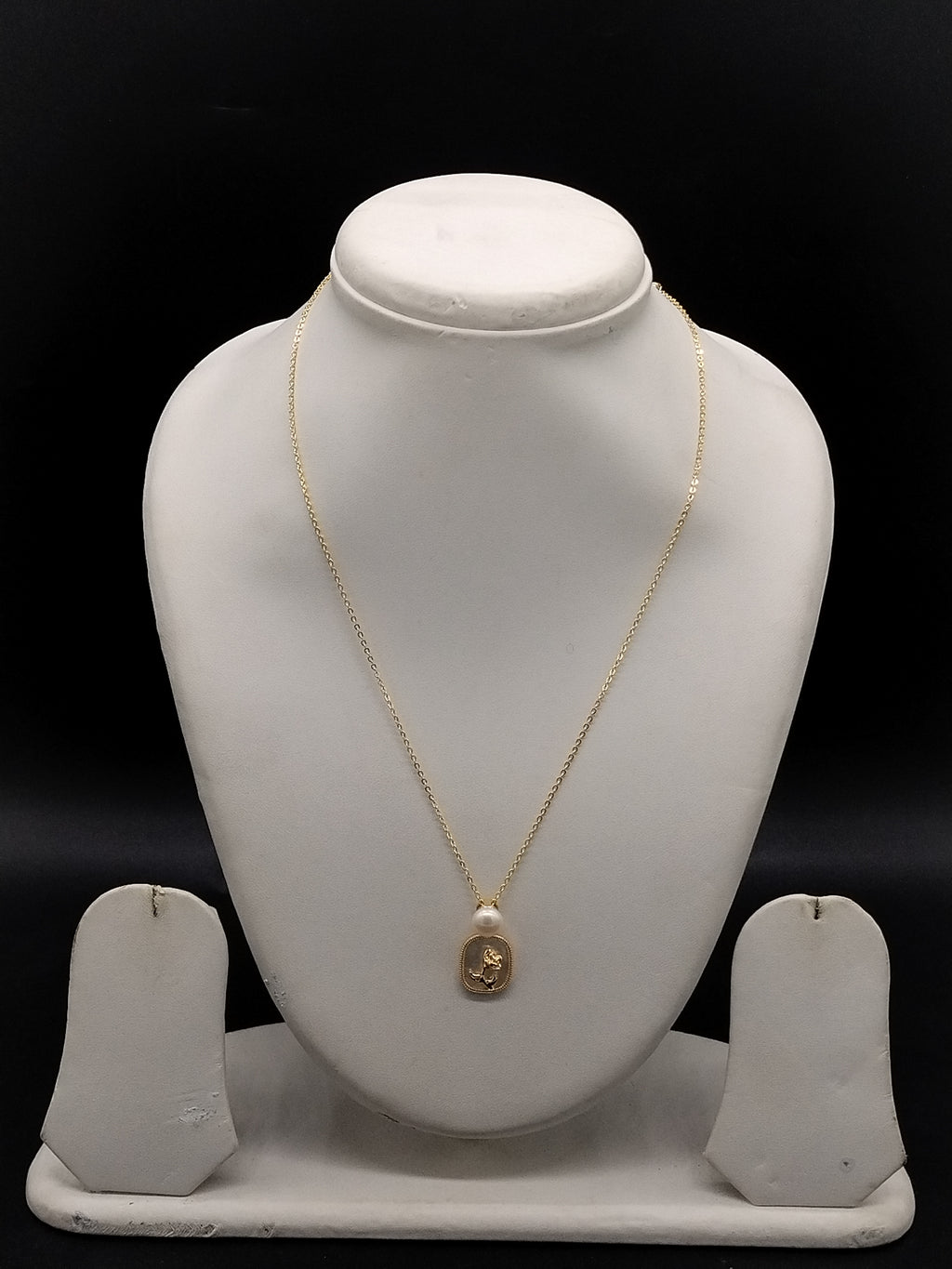 Gold tone pearl medallion pendant chain necklace for women