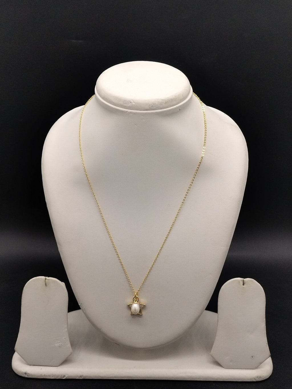 Gold tone star pearl pendant chain necklace for women