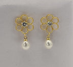 Golden Bloom Teardrop Pearl Earrings