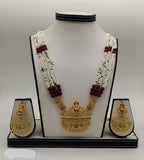 Devi�s Blessing Traditional Pearl Fancy Pendent Set