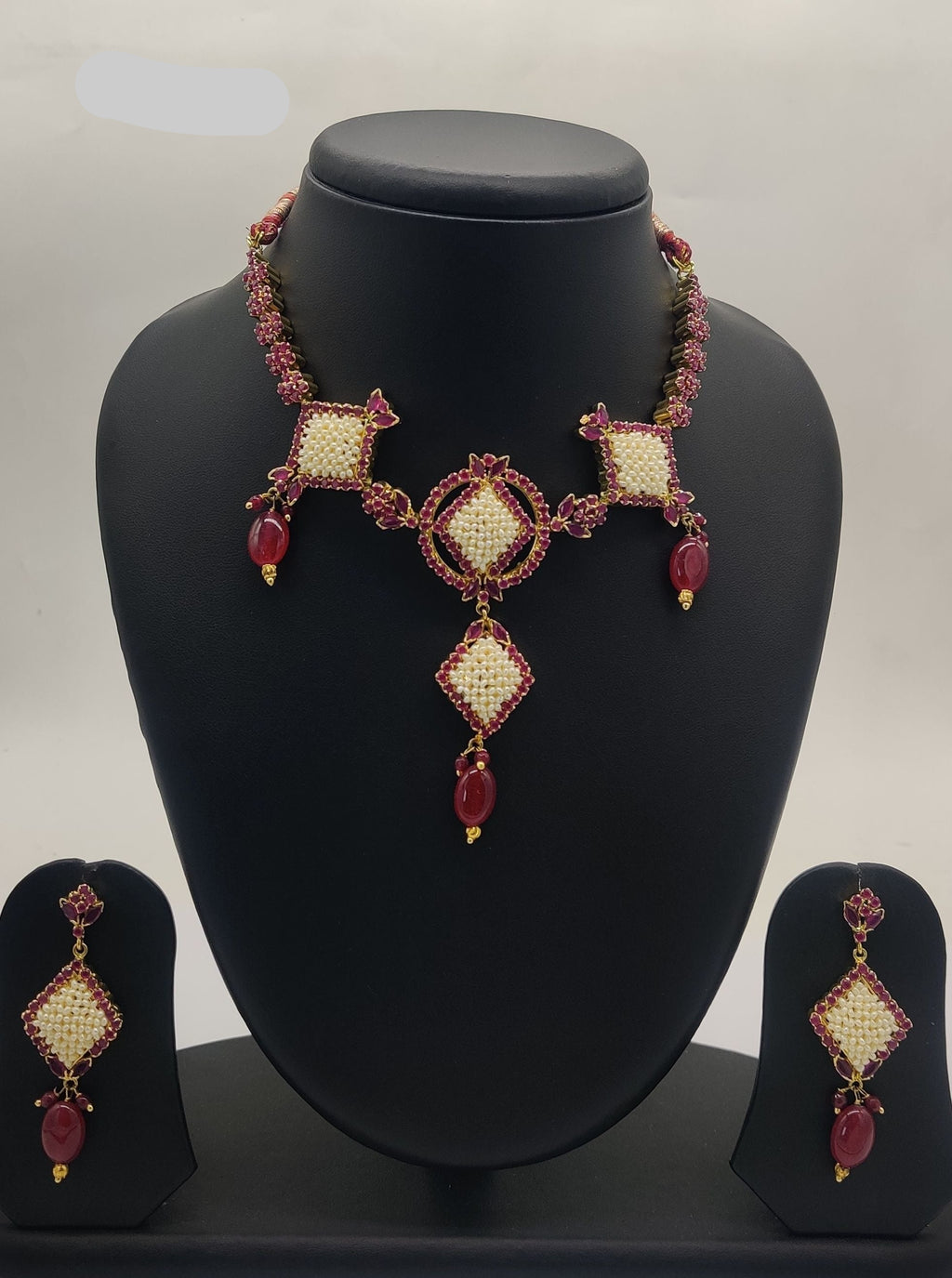 Necklace Set