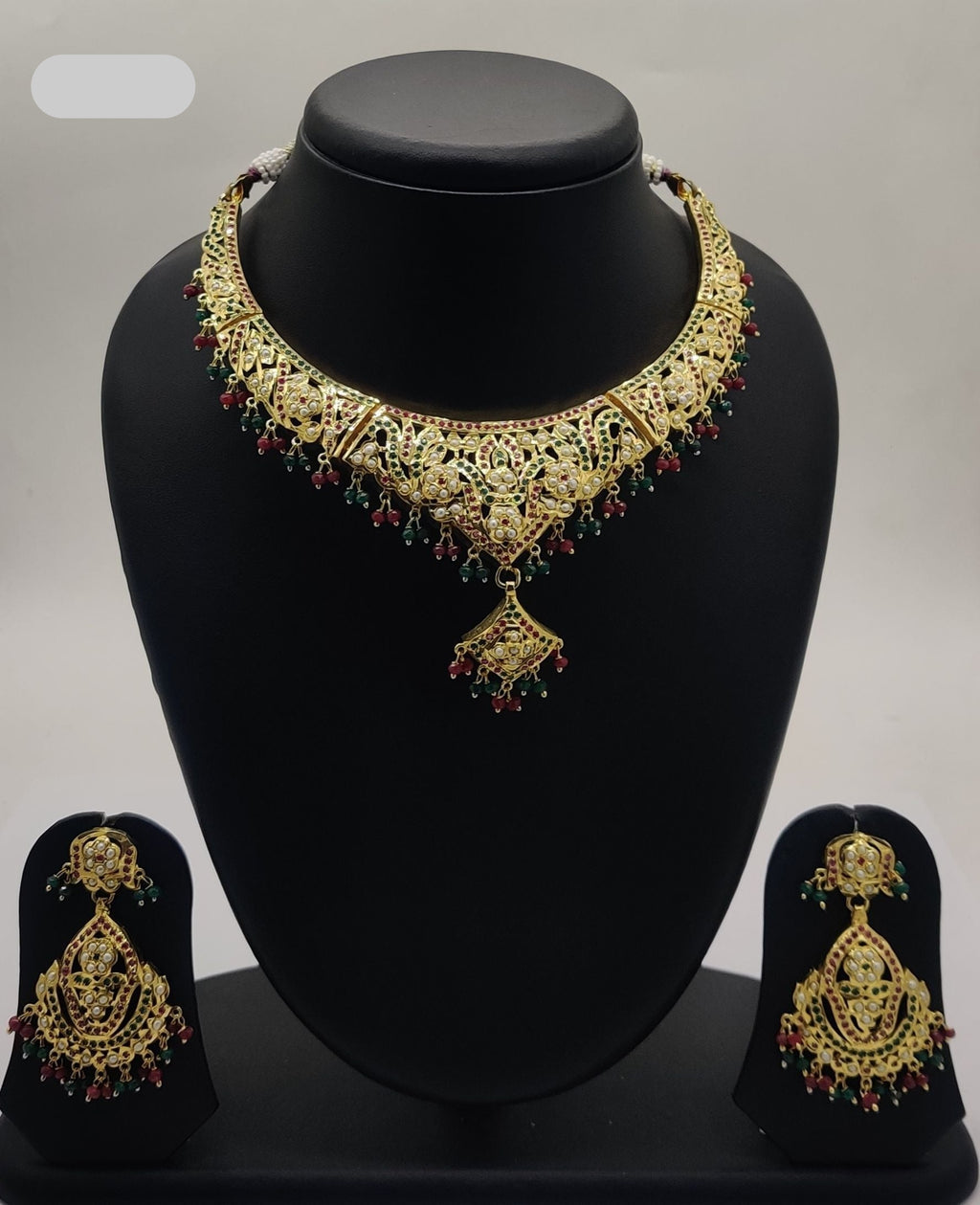 Fancy Necklace Set