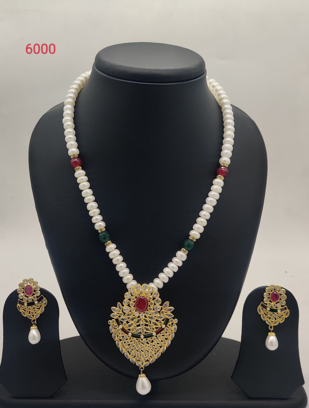 Freshwater pearl pendant set with red green beads and gold pendant for women
