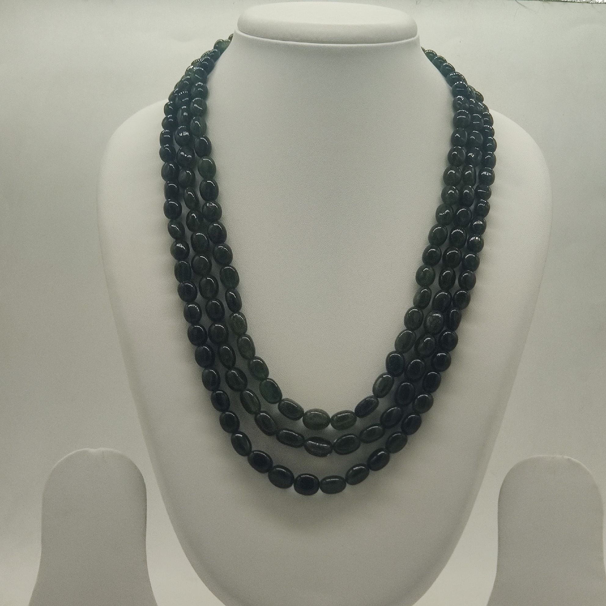 Classic Noir Oval Beaded Stone Necklace