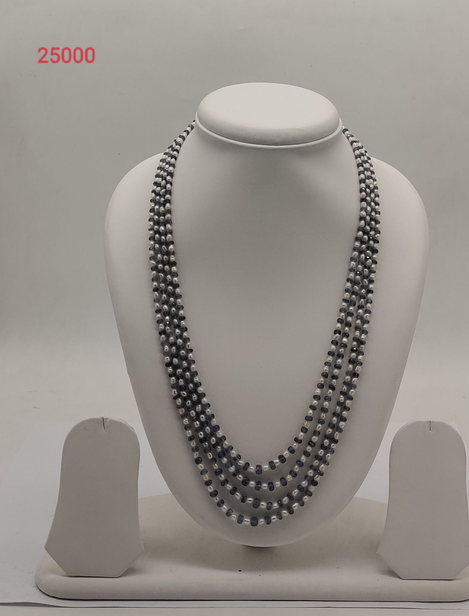Monochrome Harmony � Alternating White & Dark Bead Stone Necklace