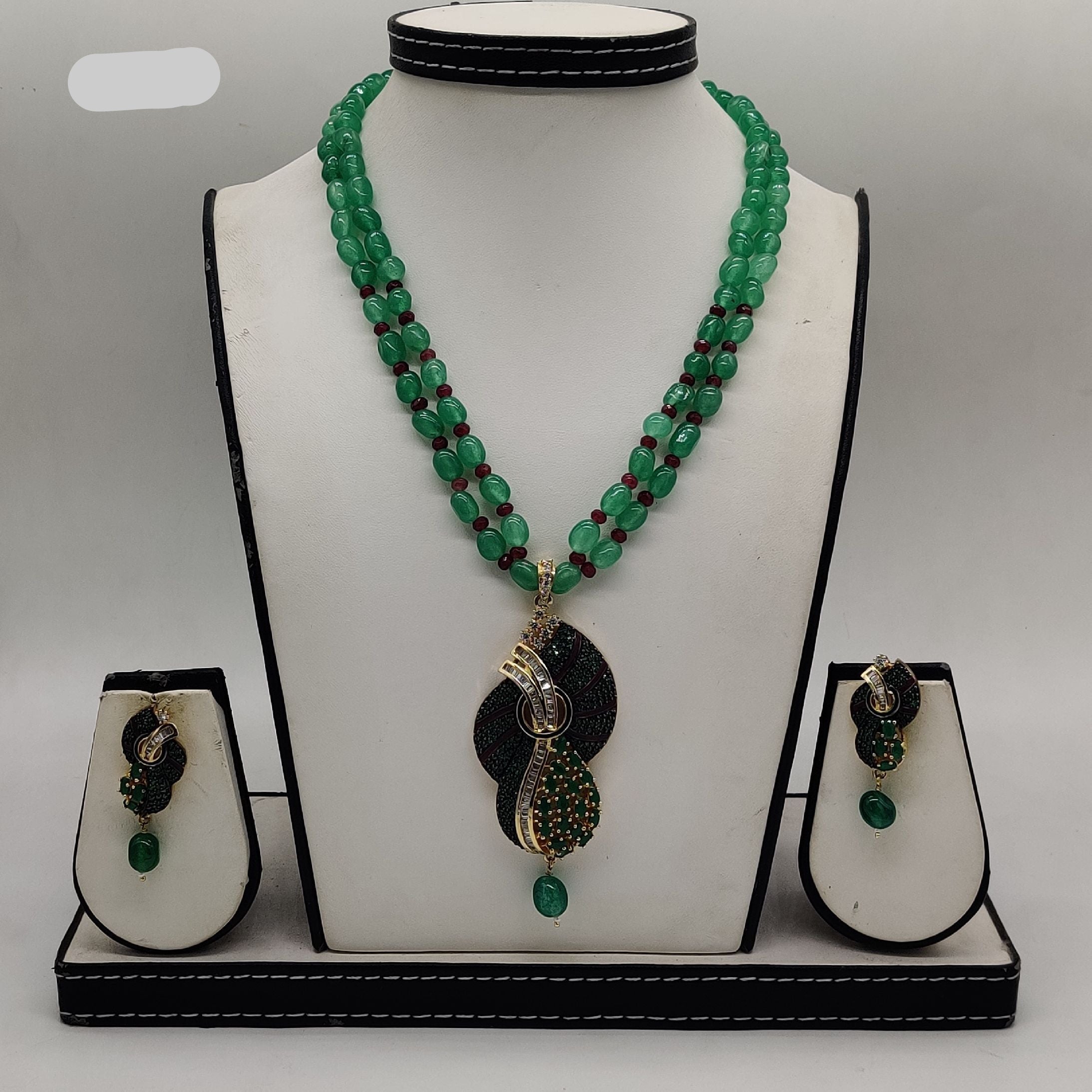 Emerald & Ebony Temple-Inspired Fancy Pendent Set