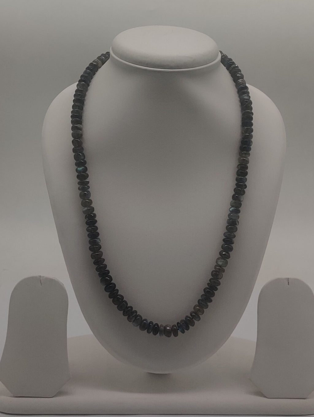 Night Halo � Faceted Black Bead Necklace