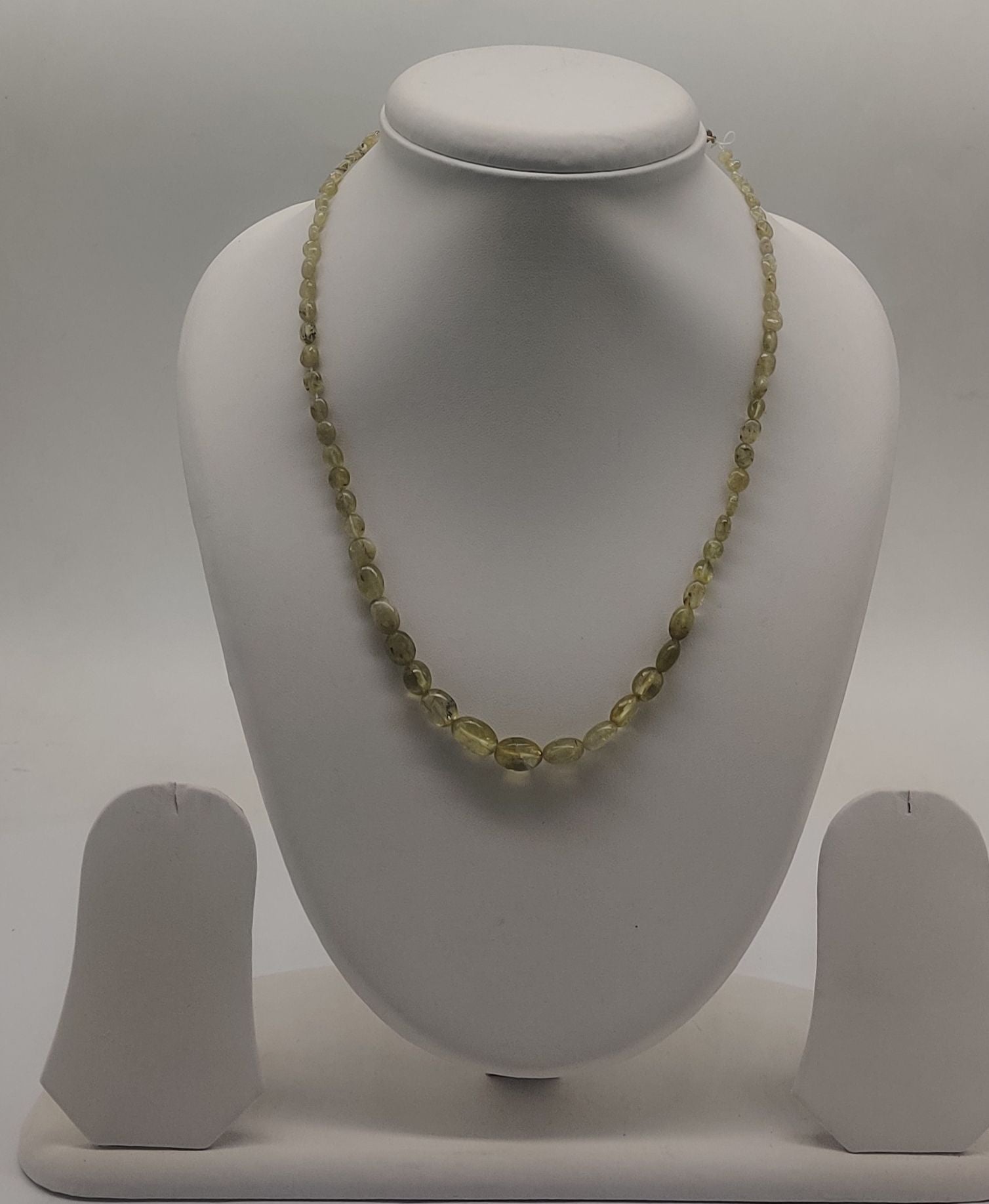 Olive Grace � Graduated Olive Green Bead Necklace