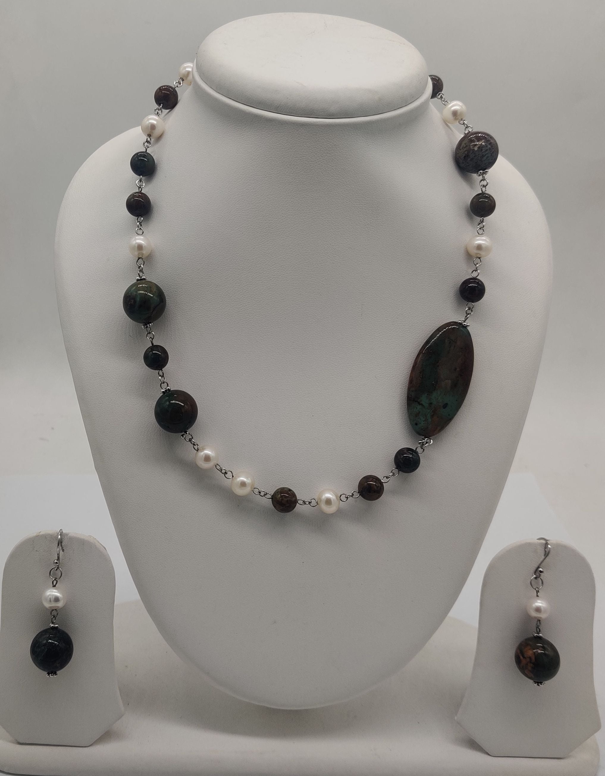 Earthstone Pearl Contrast Pearls Silver Necklace Set