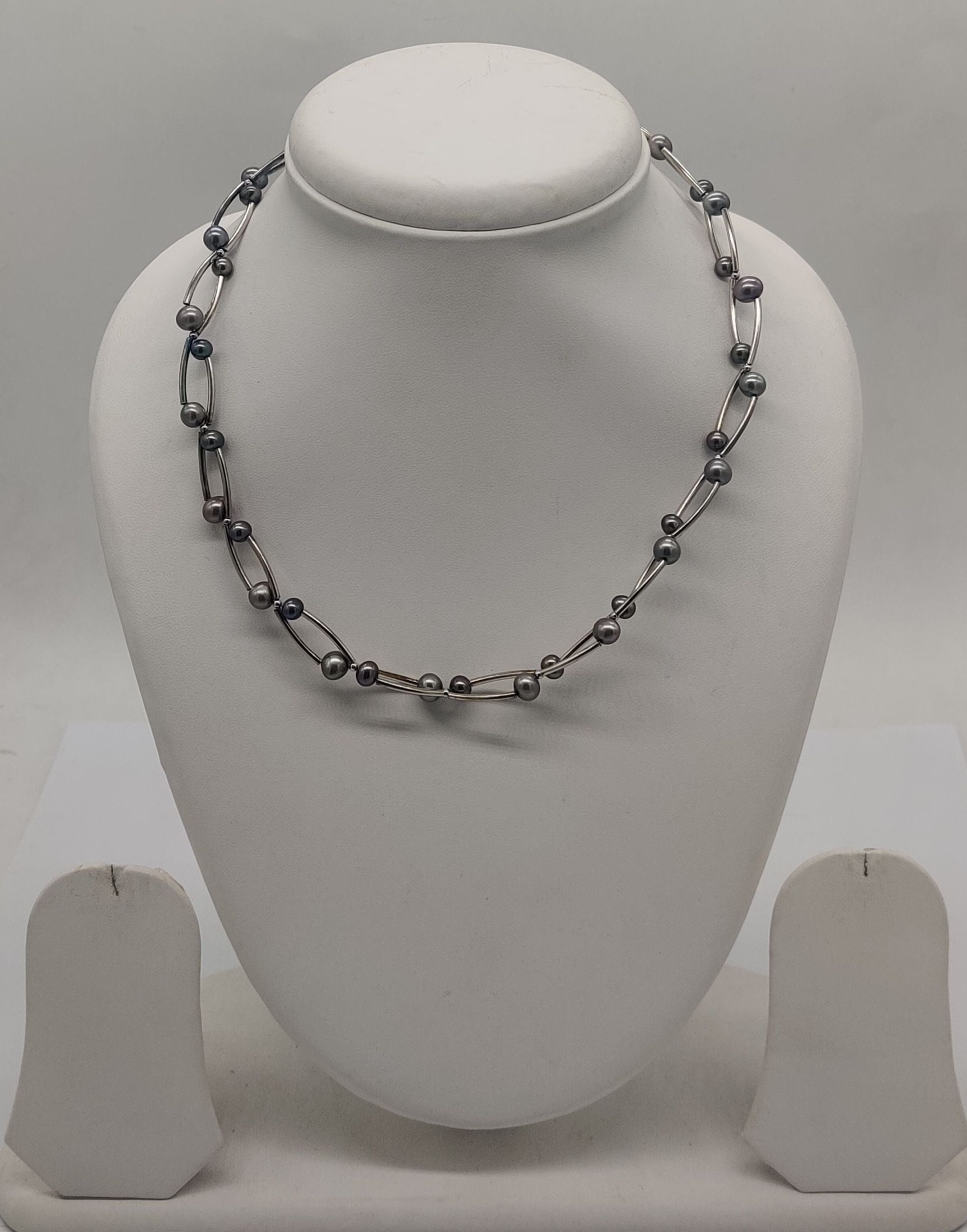 Twilight Loop Pearl Strand Pearls Silver Necklace
