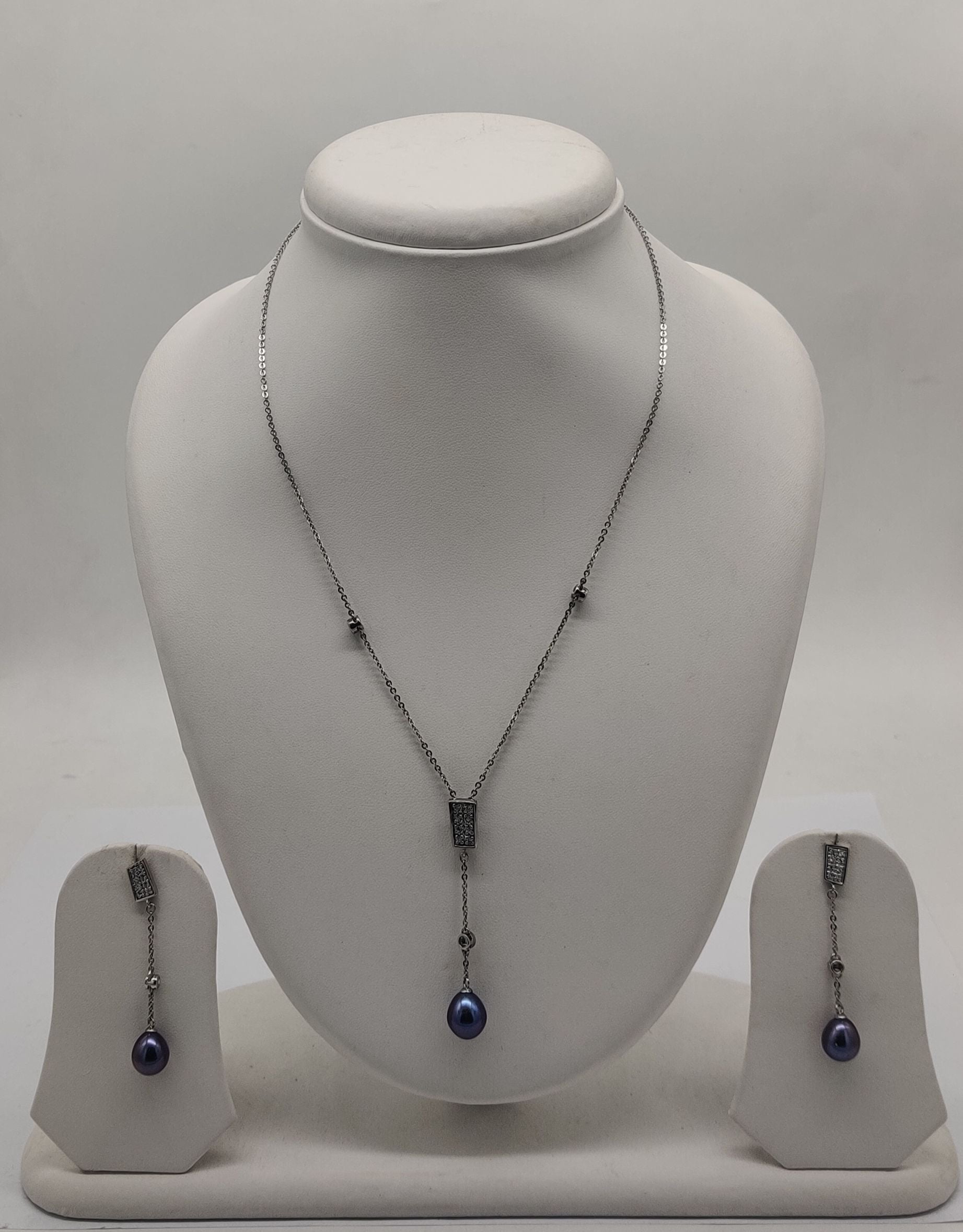 Noir Deco Pearls Silver Necklace Set