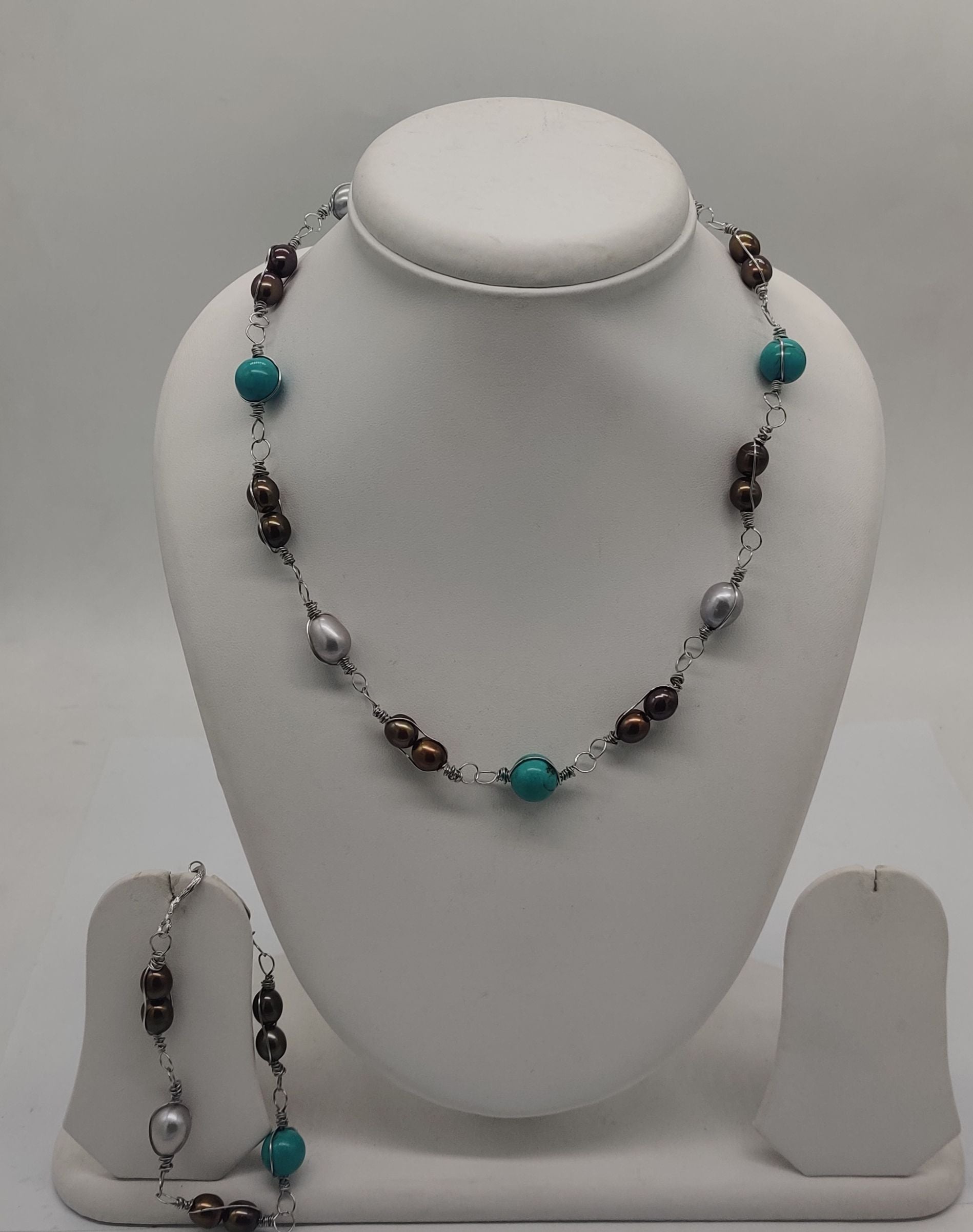 Desert Gem Wire-Wrap  Pearls Silver Necklace