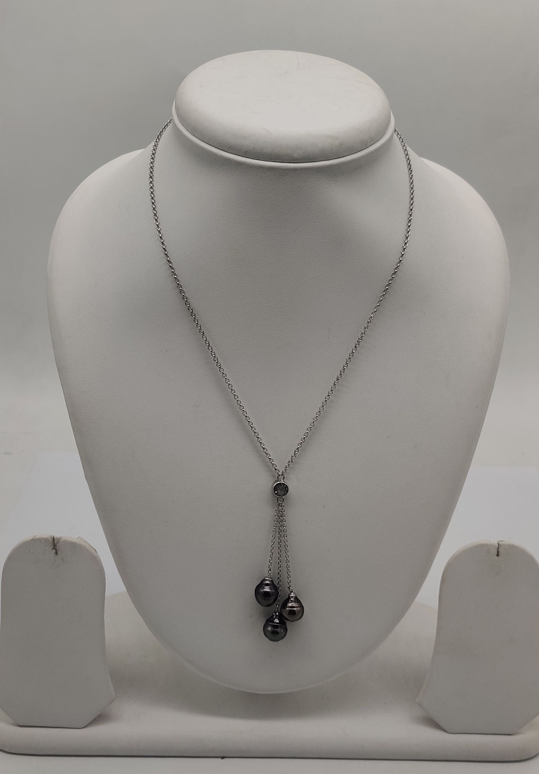 Noir Lariat Pearl Drop Silver Necklace