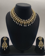 Handcrafted Natural pearl Necklace with white Stones