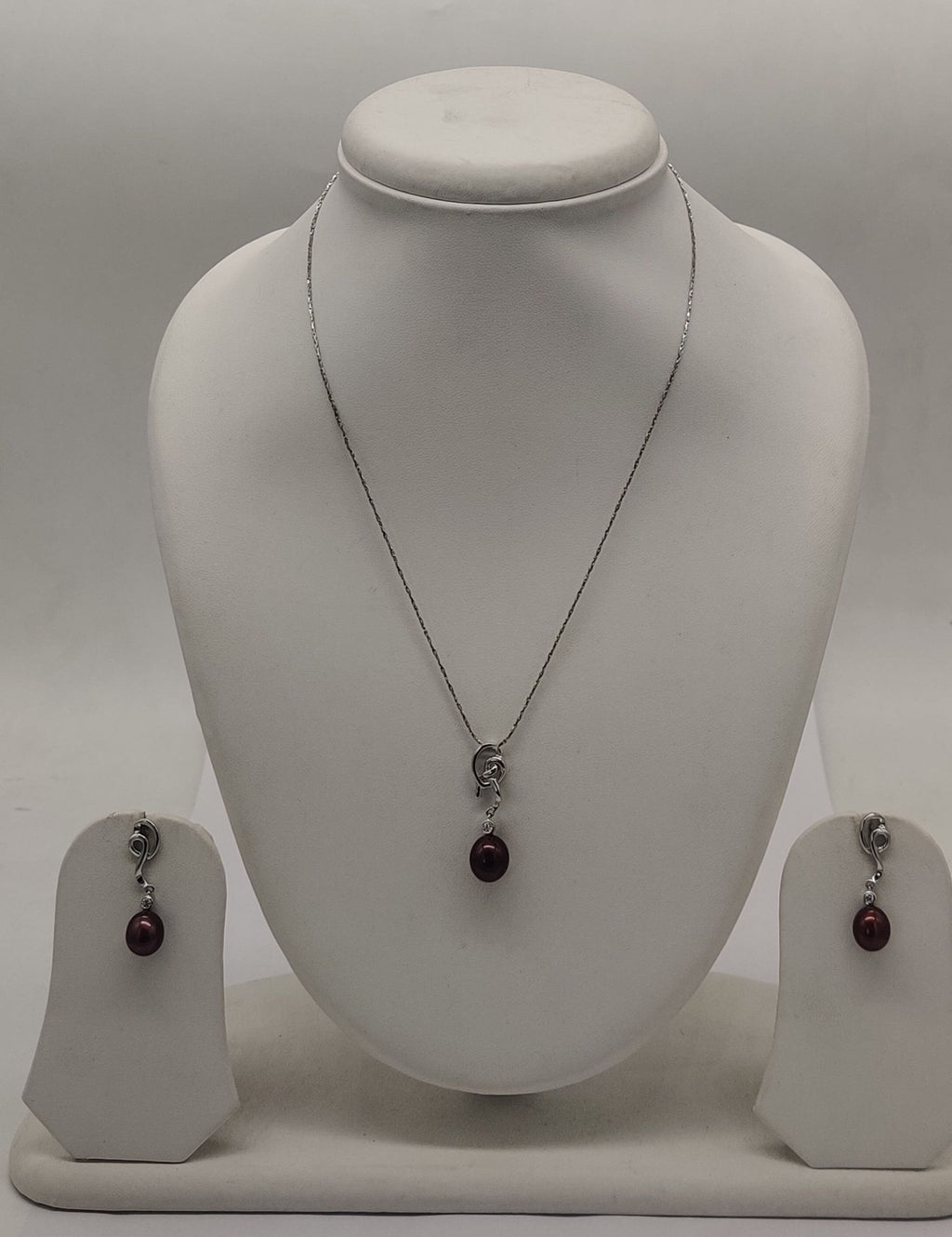 Merlot Glow Pearls Silver Pendent Set