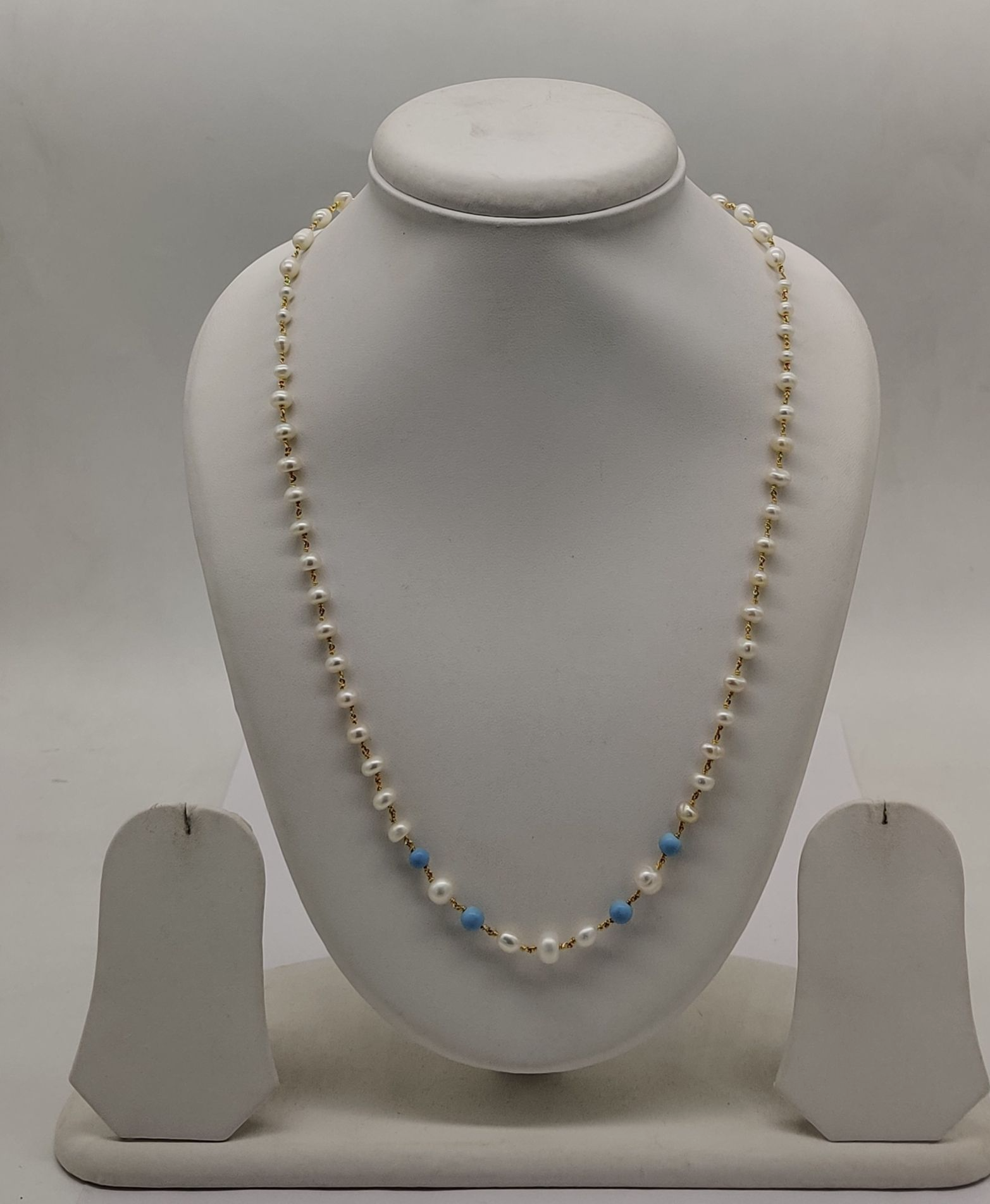 Single-Strand White Freshwater Pearl Taar Mala with Turquoise  Beads
