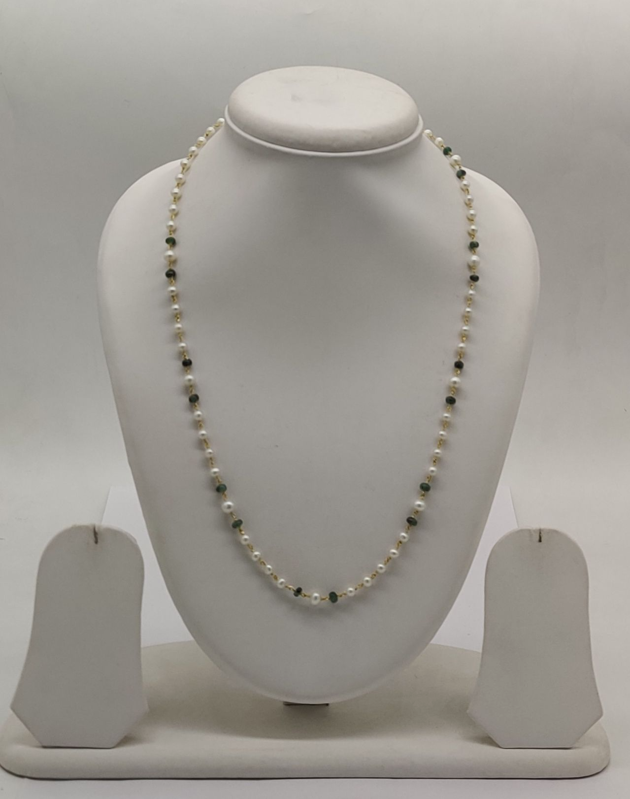 Hyderabadi Freshwater Pearl Taar Mala with Dark Accent Beads