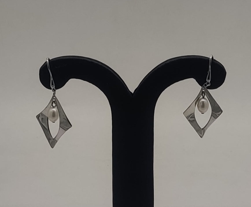 JAGDAMBA PEARLS SILVER HANGINGS ER50191