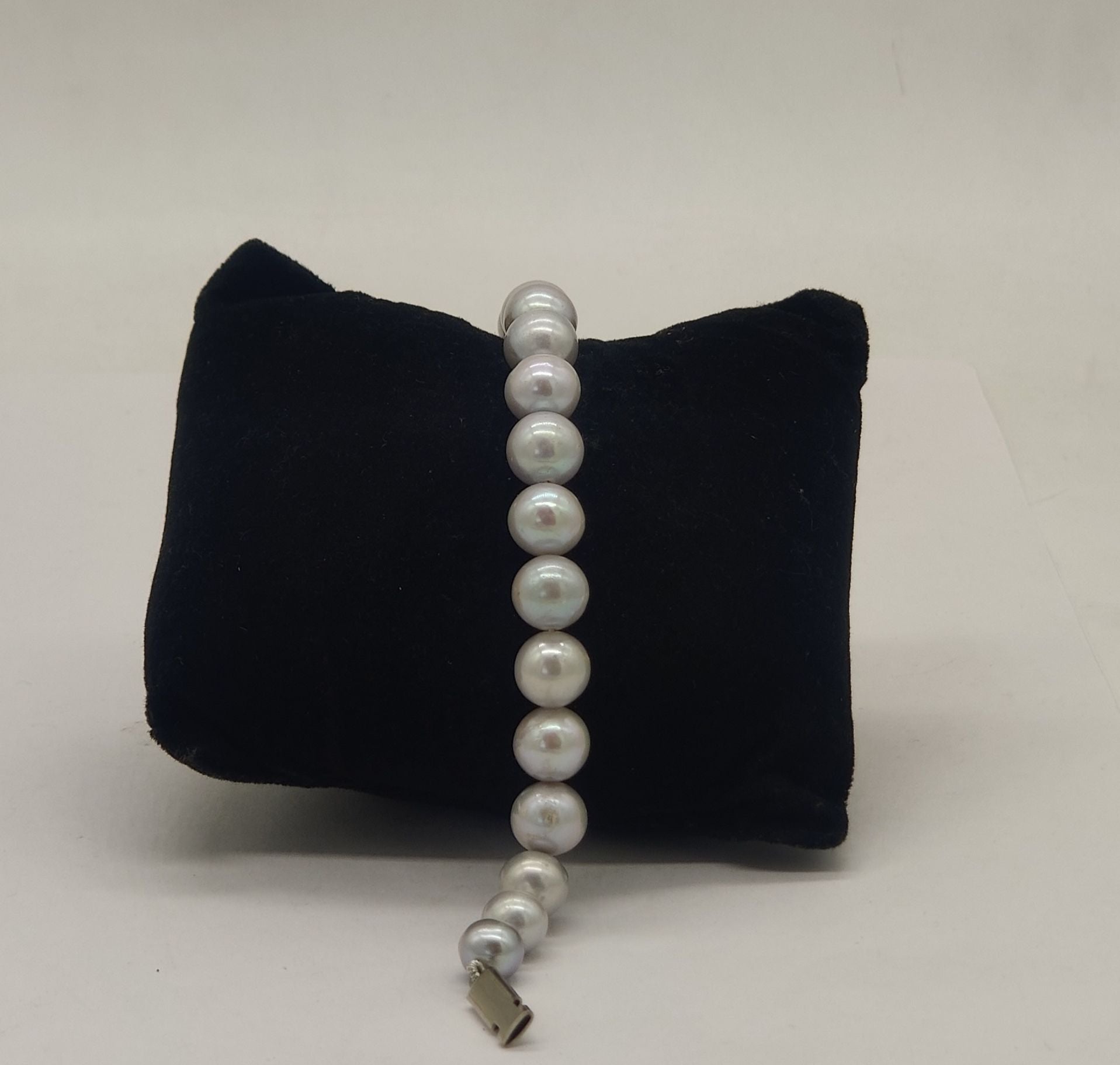 JAGDAMBA PEARLS BRACELETS JPB60132