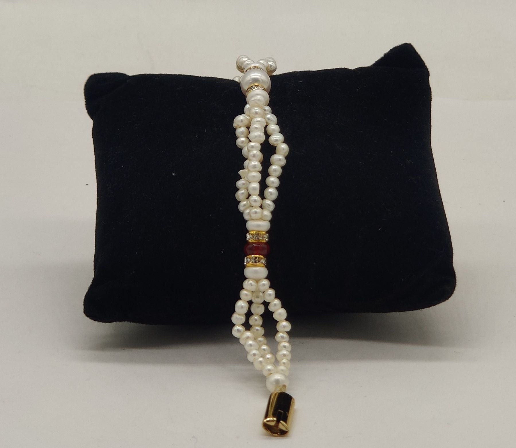 JAGDAMBA PEARLS BRACELETS JPB60112
