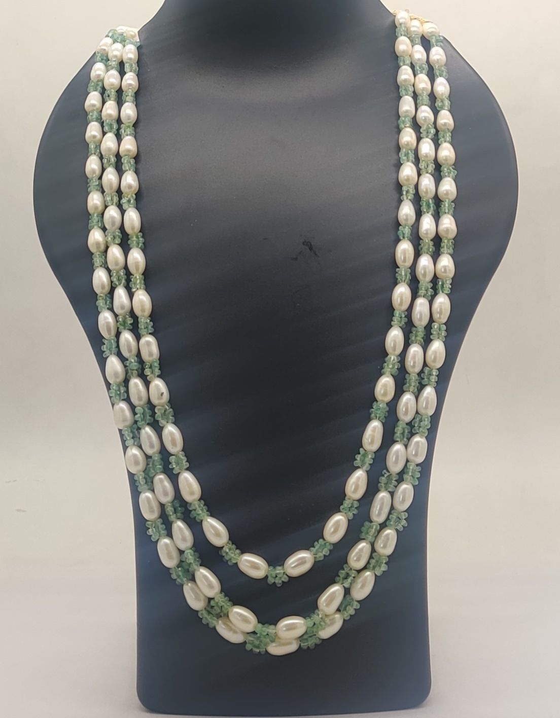Spring Garden Elegance Pearl-Green Bead Necklace