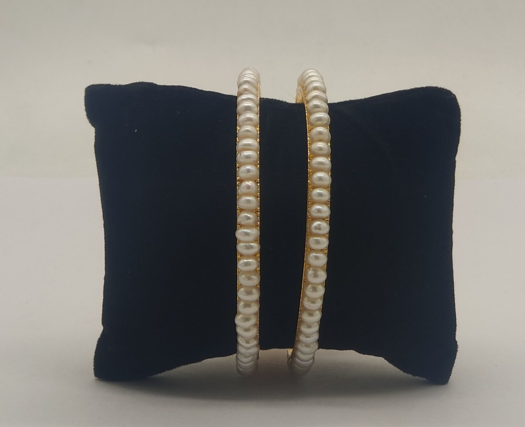 Jagdamba Pearl Bangles 2