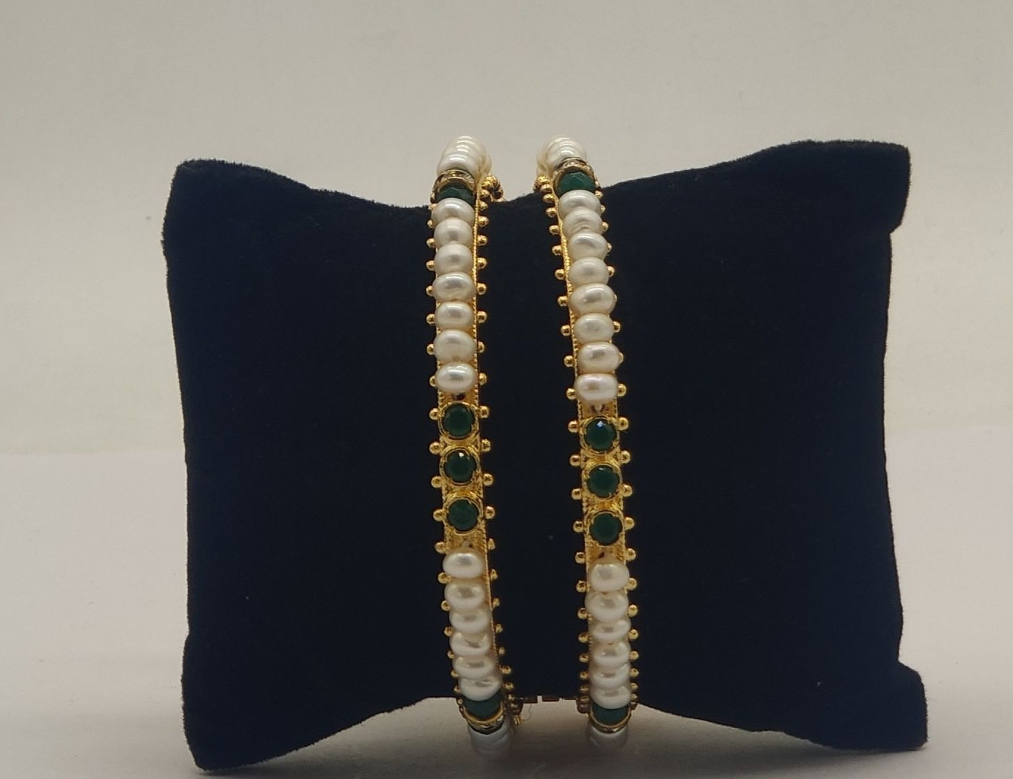 Jagdamba Pearls Bangles1