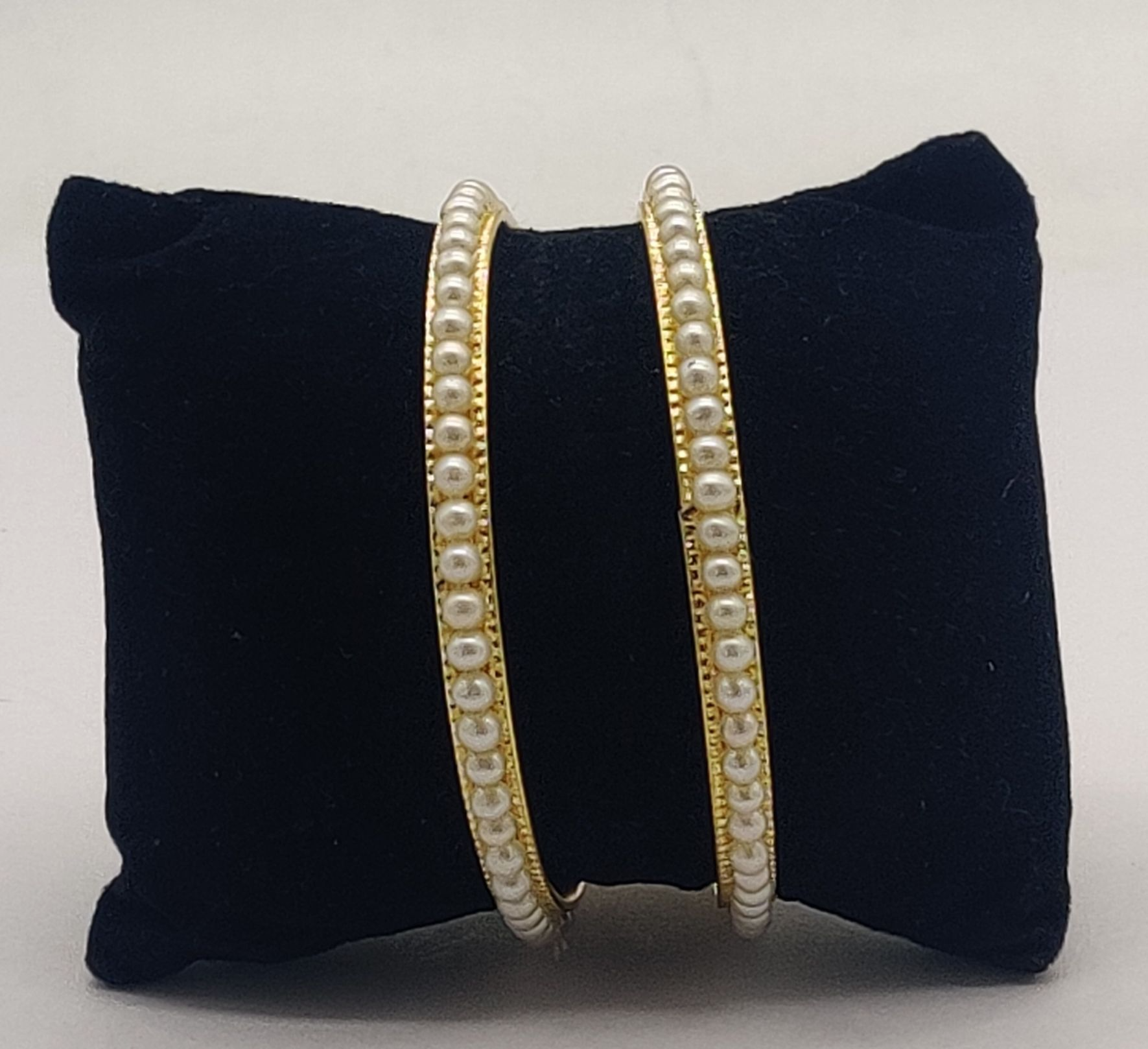 Jagdamba Pearl Bangles 10