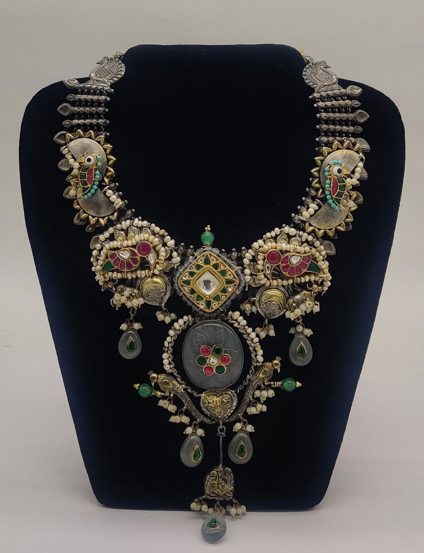 Pakshi Kanchana Pearl Necklace