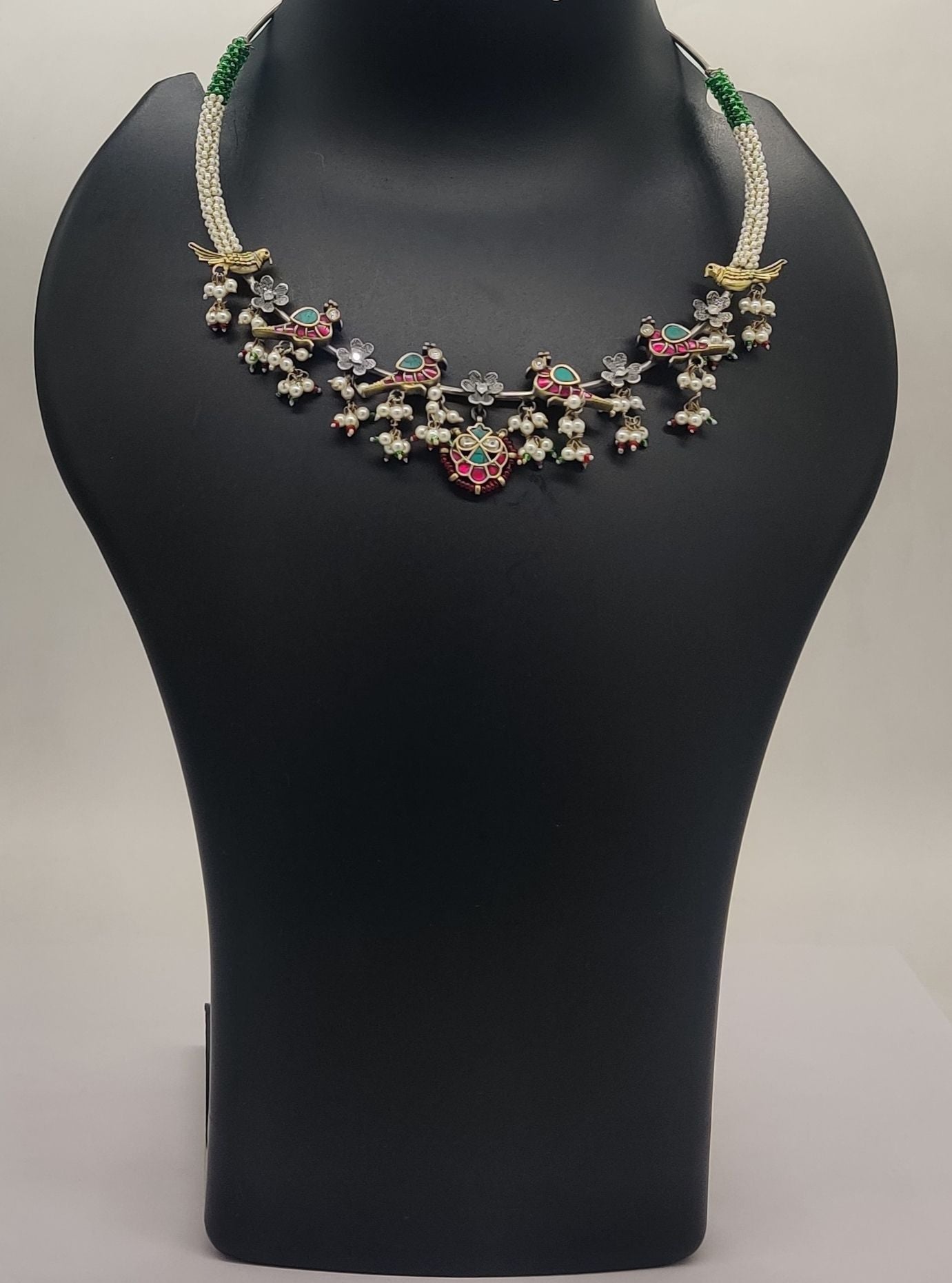 Mayura Symphony Pearl Choker