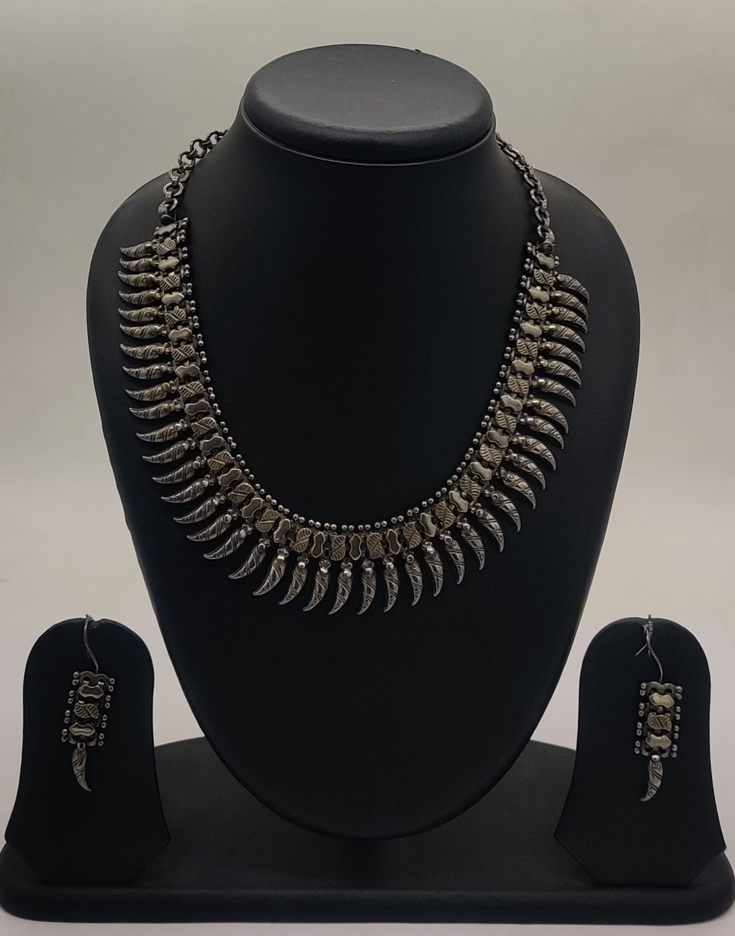 Ahalya Tribal Feather Necklace Set