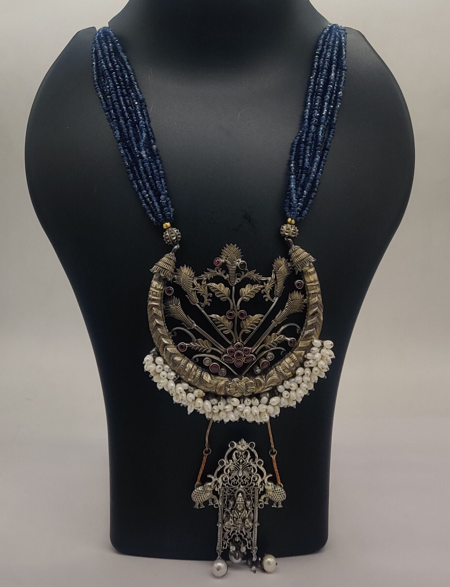 Amara Antique Silver Flora Necklace