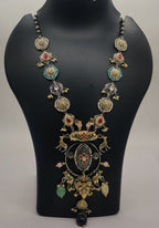Rajnigandha Royal Medallion Necklace