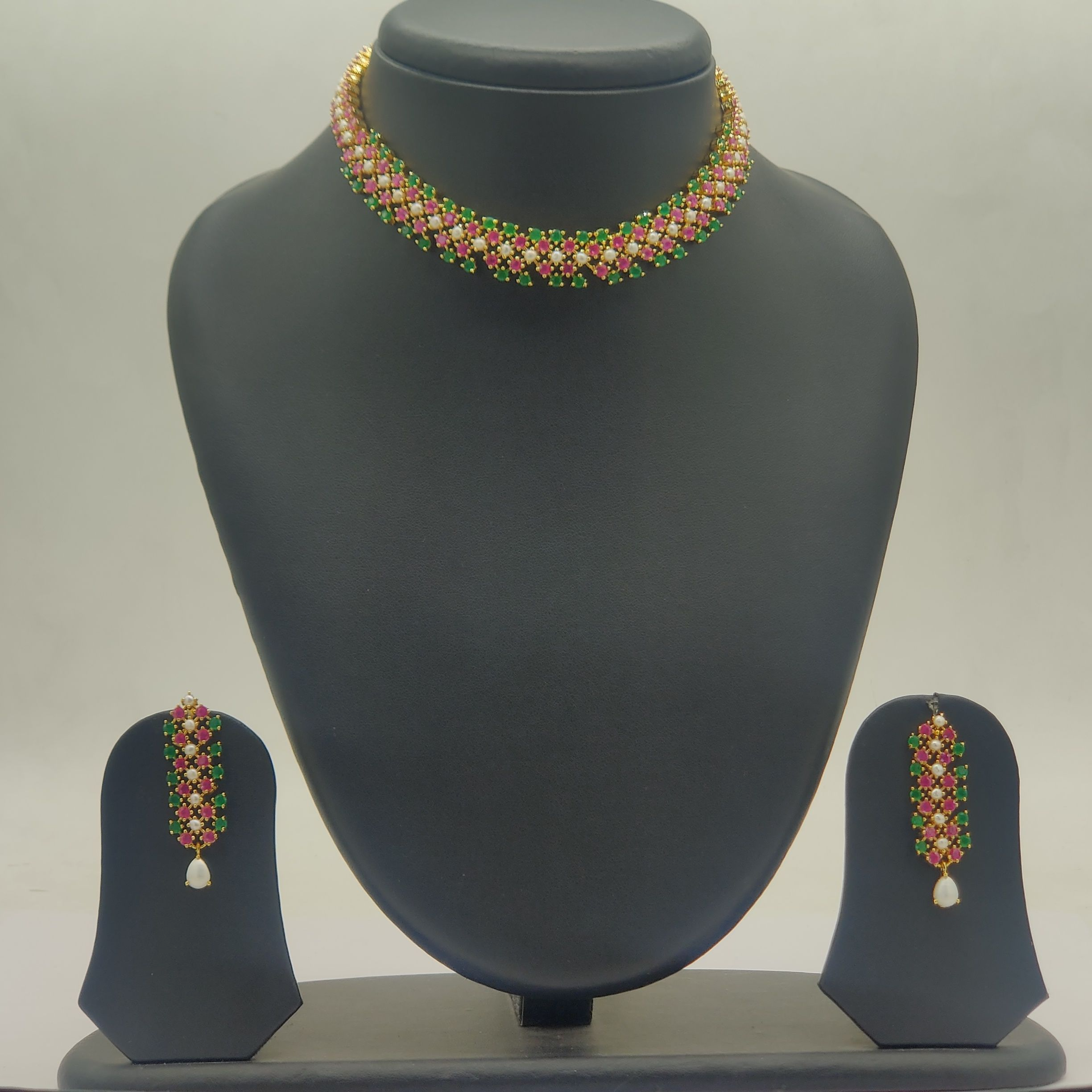 Handcrafted Necklace with stones And pearls